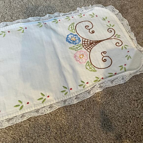 Vintage Handsewn Embroidered Floral Dresser Scarf Table Runner - Picture 6 of 13